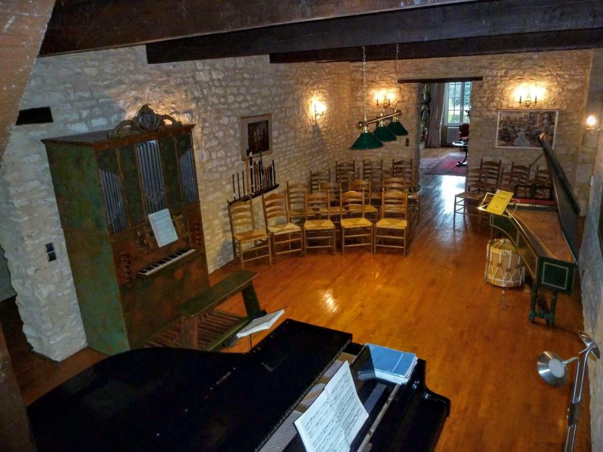 Maison Les Beaux Arts Mouzay  Luaran gambar